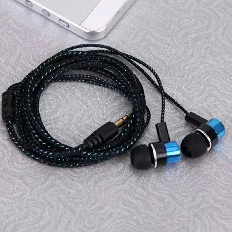 Wired Earphones 2 Basic 3.5mm in-Ear Stereo Earbuds Mobile Earphones Superb Bass Stereo Effect Headset Music Games Headphones