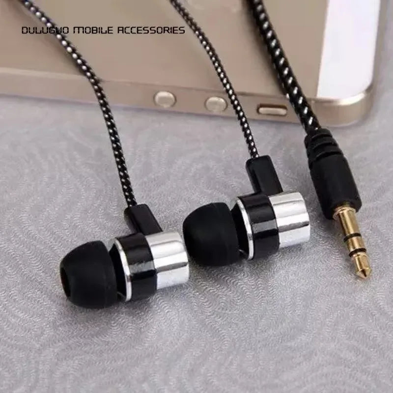 Wired Earphones 2 Basic 3.5mm in-Ear Stereo Earbuds Mobile Earphones Superb Bass Stereo Effect Headset Music Games Headphones